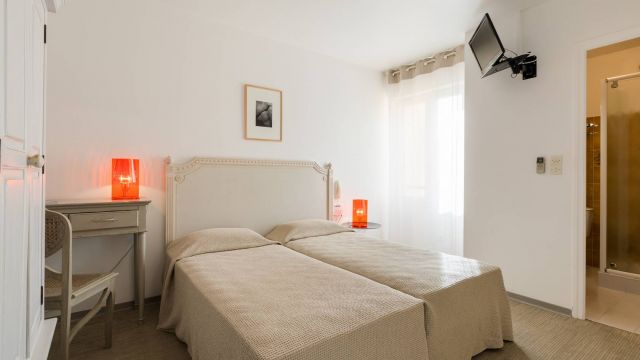 Hotel Ile Rousse Chambre Familiale 05