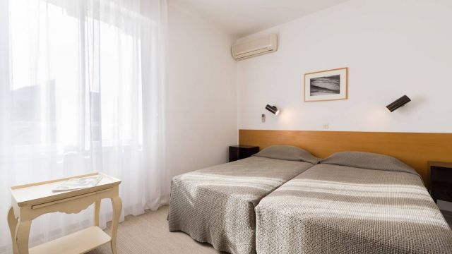 Hotel Ile Rousse Chambre Triple 2